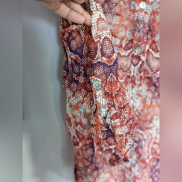 Olive Hill tie up blouse - Picture 7 of 8